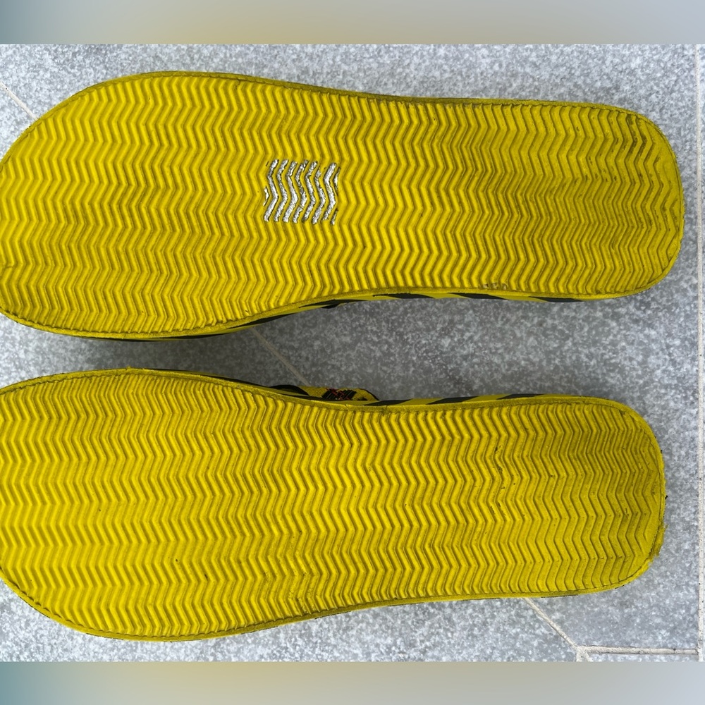 Off-White Industrial Belt Flip Flop🚧 - Picture 3 of 8